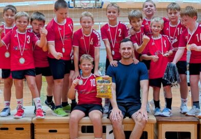 *Mit Spielfreude zum Turniersieg – die männliche E-Jugend holt sich den „POT(t)“*