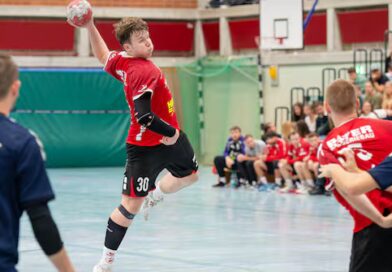 Als erster Spieler der Verbandsliga: Rosdorfs Seebode knackt die 100-Tore-Marke Als erster Spieler der Verbandsliga: Rosdorfs Seebode knackt die 100-Tore-Marke